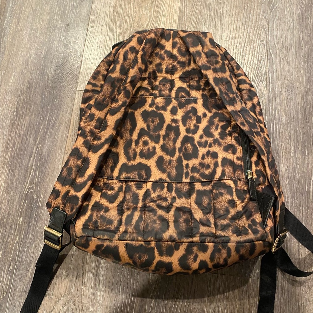 Leopard Print Backpack - Picture 3 of 4